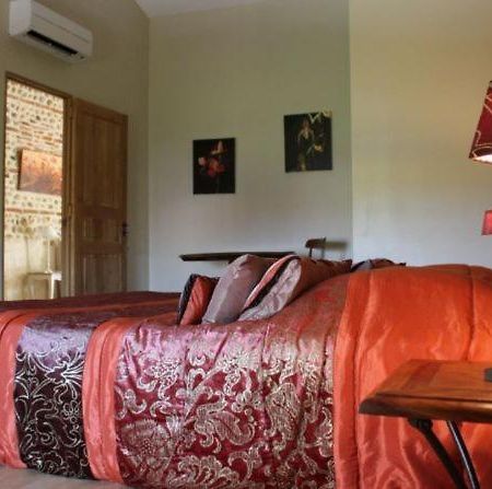 Bed and Breakfast Terre De Garance Lagardelle-sur-Leze Номер фото